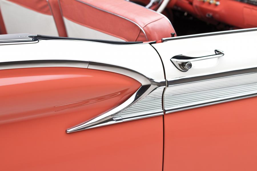 Ford Galaxie Skyliner Retractable Hardtop Red 1959 года  (фото 12 из 21)